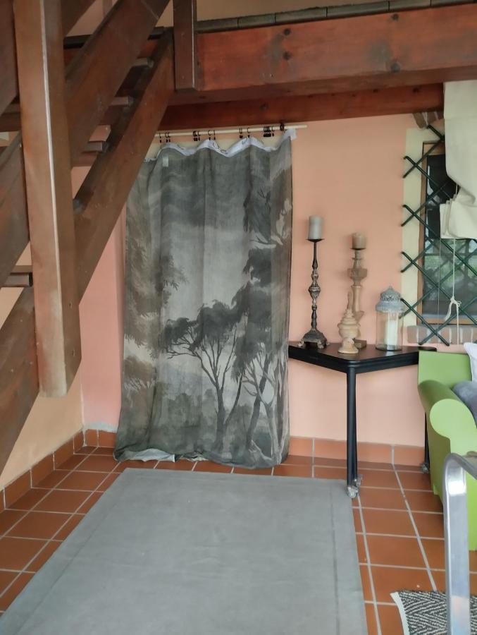 Quartiano Il Cortiletto Bed & Breakfast エクステリア 写真